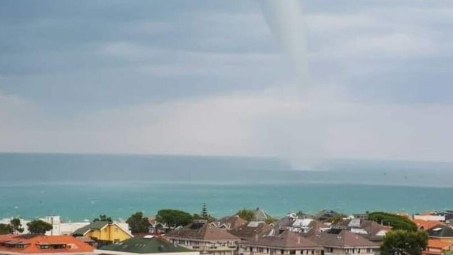 Pescara waterspout