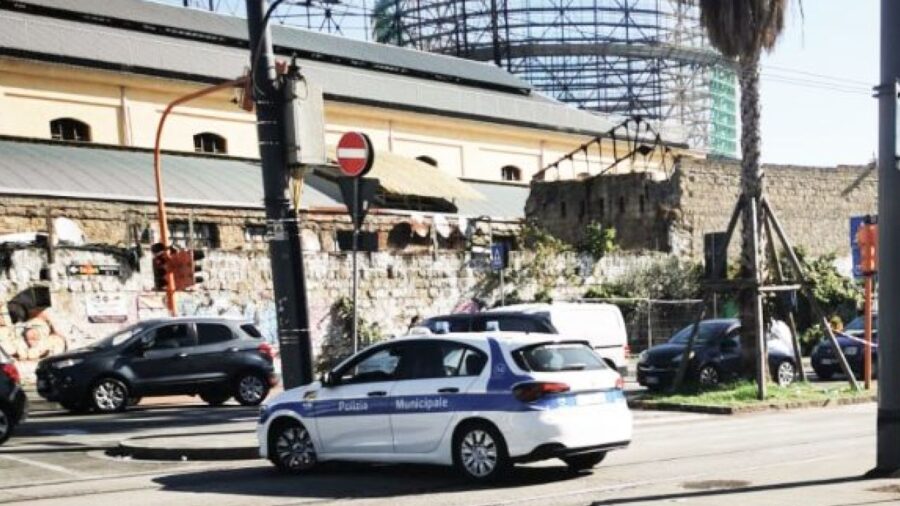 via marina - incidente a napoli