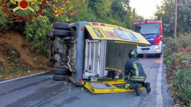 Guida lo scuolabus ubriaco e provoca un incidente: tragedia sfiorata. Dove e cos’è successo