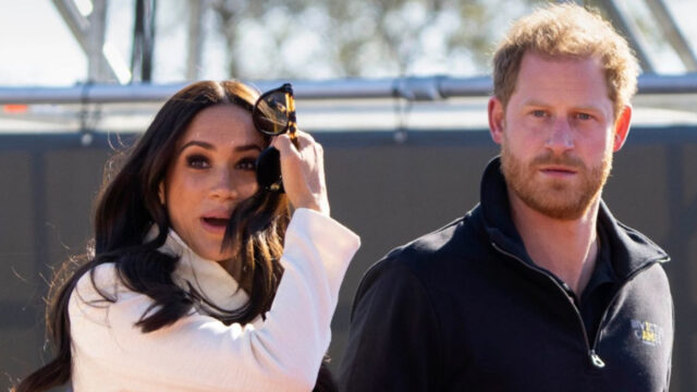 “Questa non se l’aspettavano” Si mette di nuovo male per Harry e Meghan: la famiglia reale prende una drastica decisione