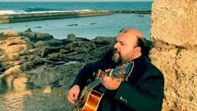 Grave lutto nella musica italiana, l’amato artista è morto in un incidente stradale