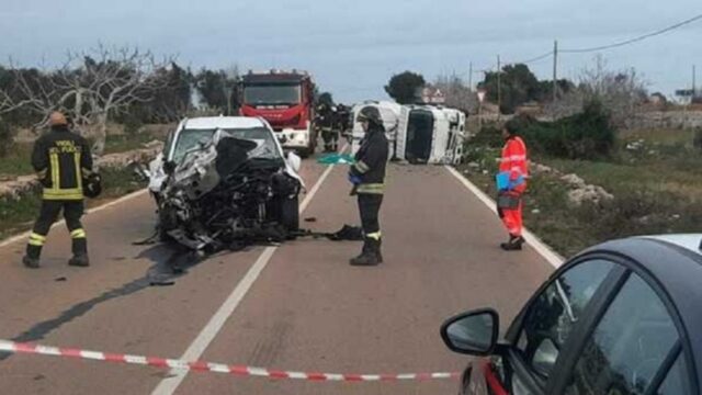 “Schiacciato da un camion dei rifiuti” Tragico incidente, lo schianto si è rivelato fatale, aveva solo 28 anni: dove e cosa è successo 