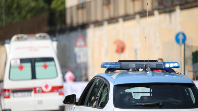 Bimbo di 10 anni cade dal balcone di casa dei nonni, l’epilogo è tragico: cosa è emerso dai primi accertamenti