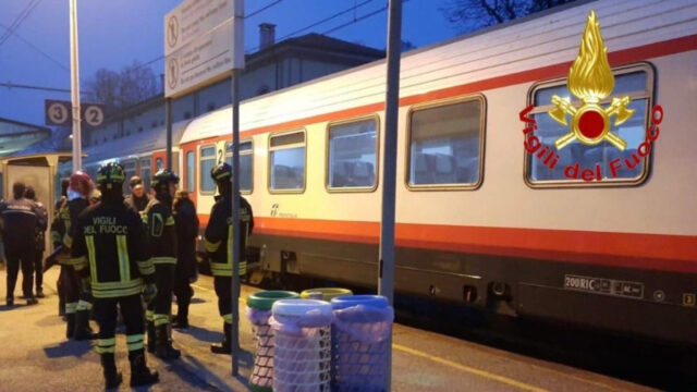 Tragedia sui binari, donna travolta da un treno: dove e cosa è successo 