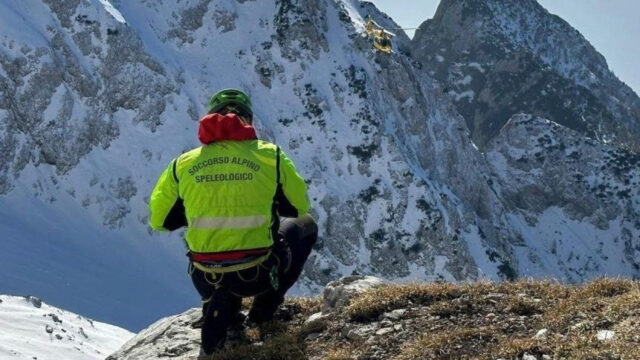 Tragedia in montagna, muore durante un’escursione, drammatica la dinamica. Dove e cosa è successo