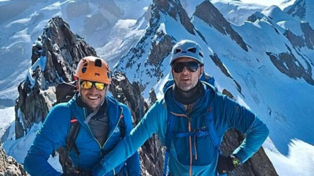 11 soccorritori bloccati a 2.100 per la ricerca dei due alpinisti dispersi sul Gran Sasso: cosa sta succedendo in queste drammatiche ore