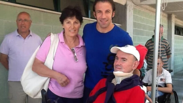 Grave lutto per Alessandro Del Piero