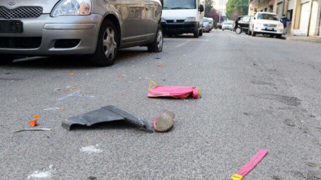 Bambina di 11 anni investita da un’auto mentre attraversa la strada per andare a scuola. Le sue condizioni