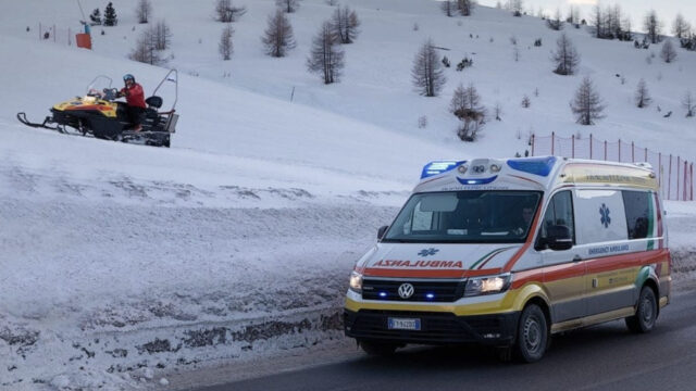 Tragedia in montagna: stava sciando, l’impatto è stato fatale: era giovanissimo