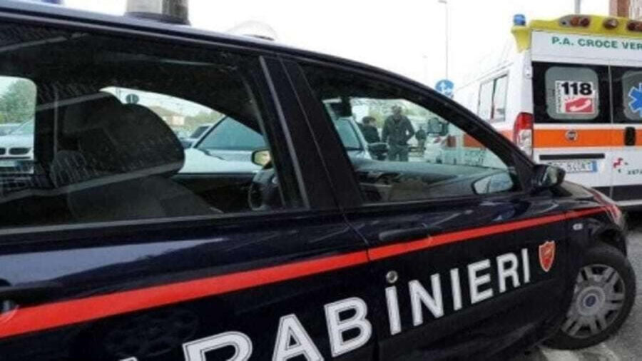 “Venite, ho ucciso mamma” tragedia in casa, la figlia chiama i carabinieri. Cos’è successo